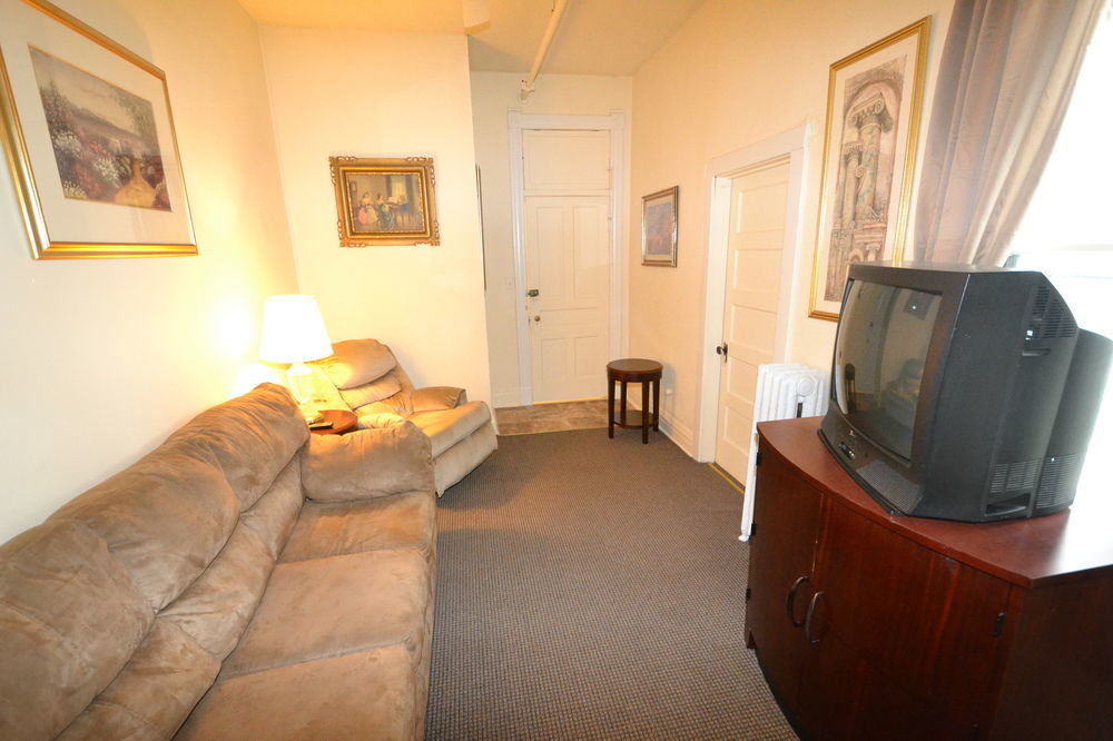 Perfect Stay Inn & Suites Blair 外观 照片