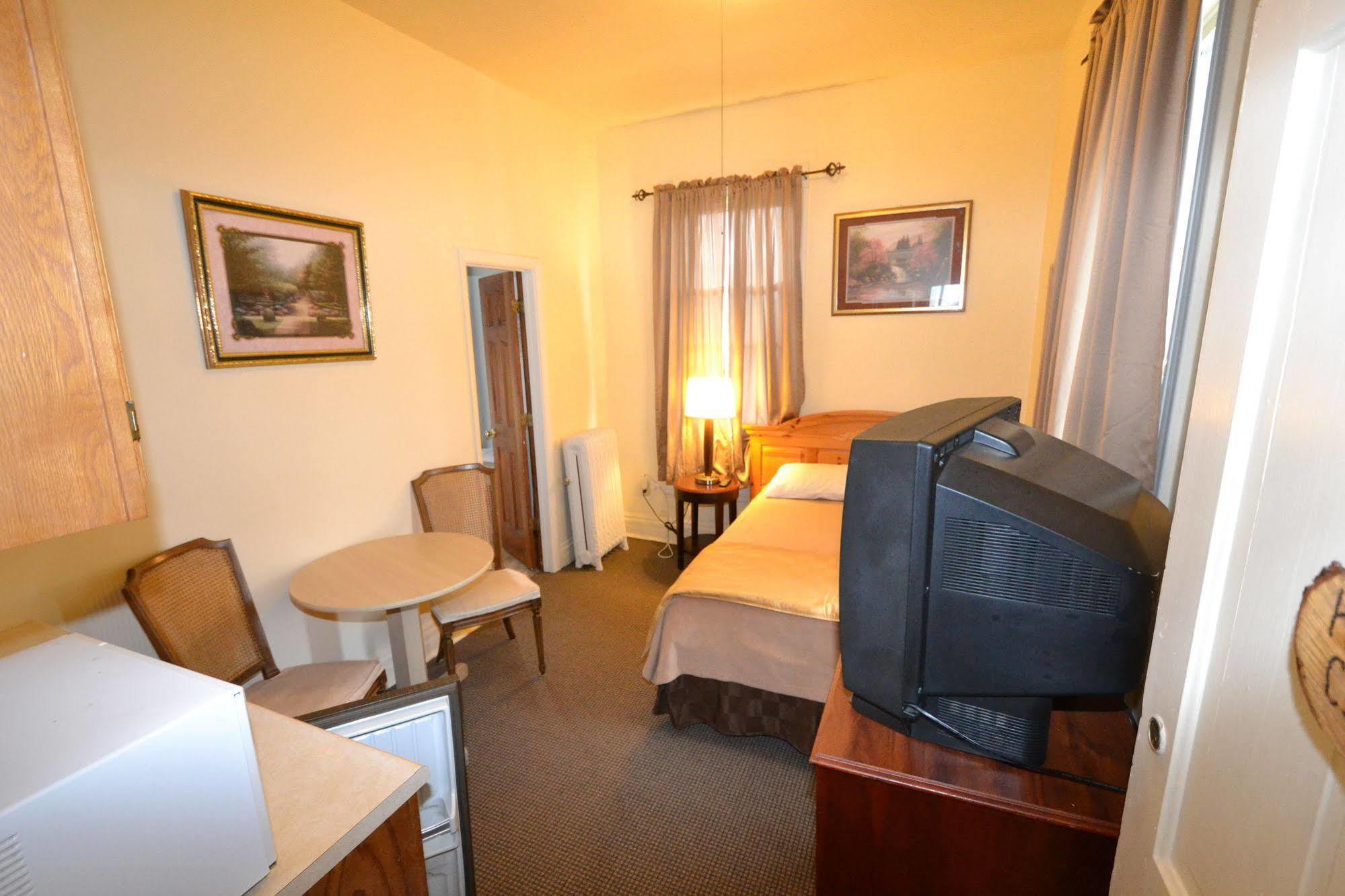 Perfect Stay Inn & Suites Blair 外观 照片