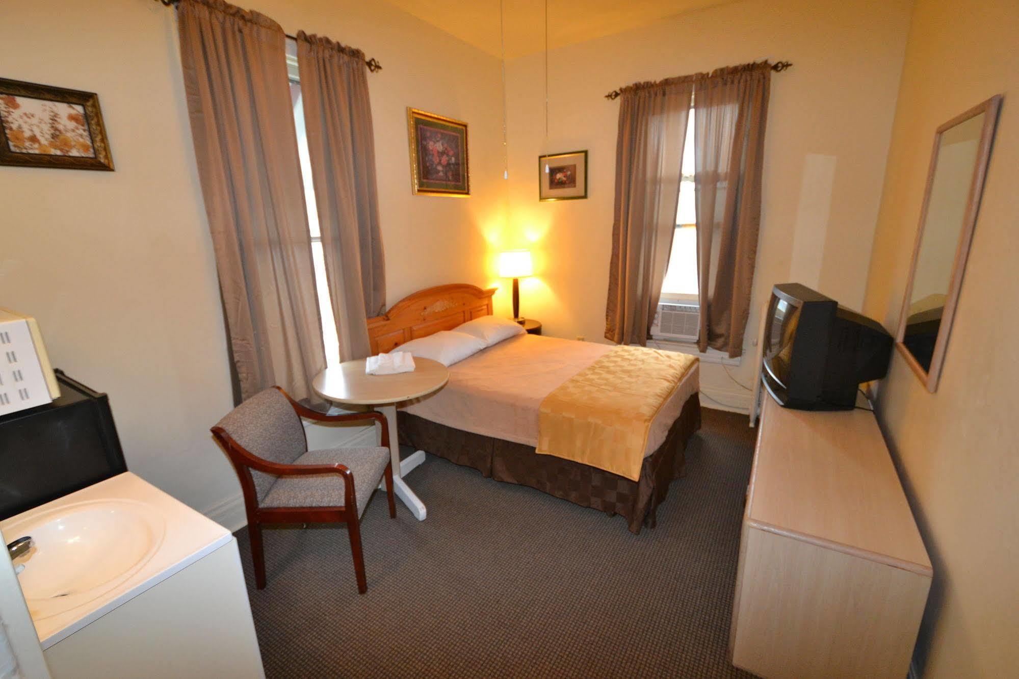 Perfect Stay Inn & Suites Blair 外观 照片