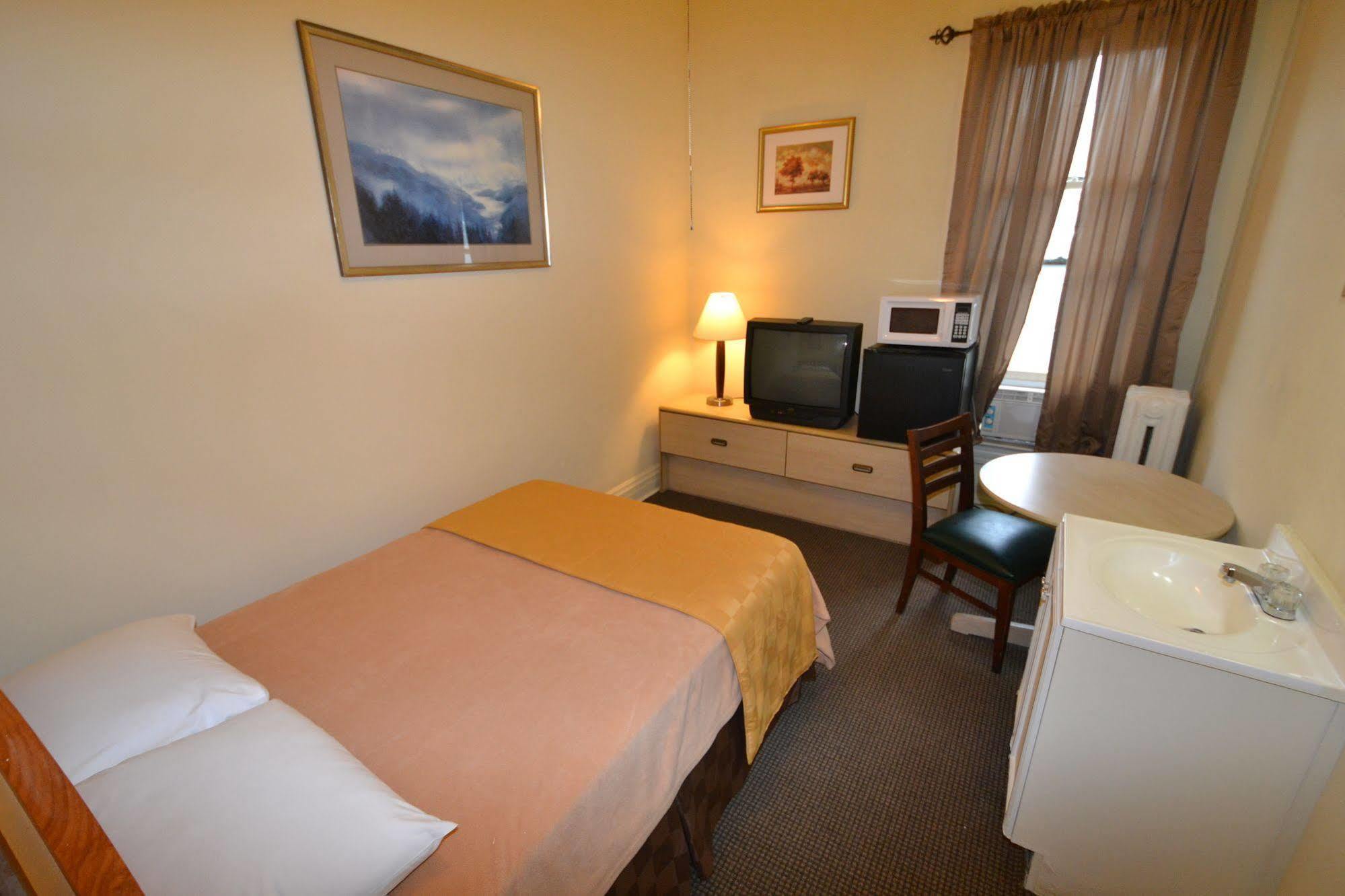 Perfect Stay Inn & Suites Blair 外观 照片